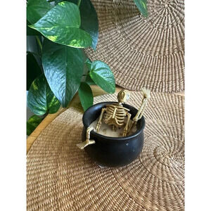 Handmade Skeleton in Bathtub candle